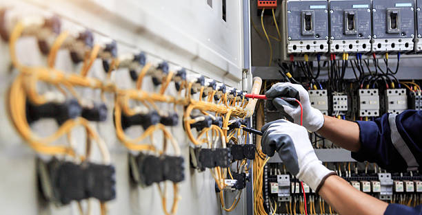 Professional Electrician technician working in Blaine, WA
